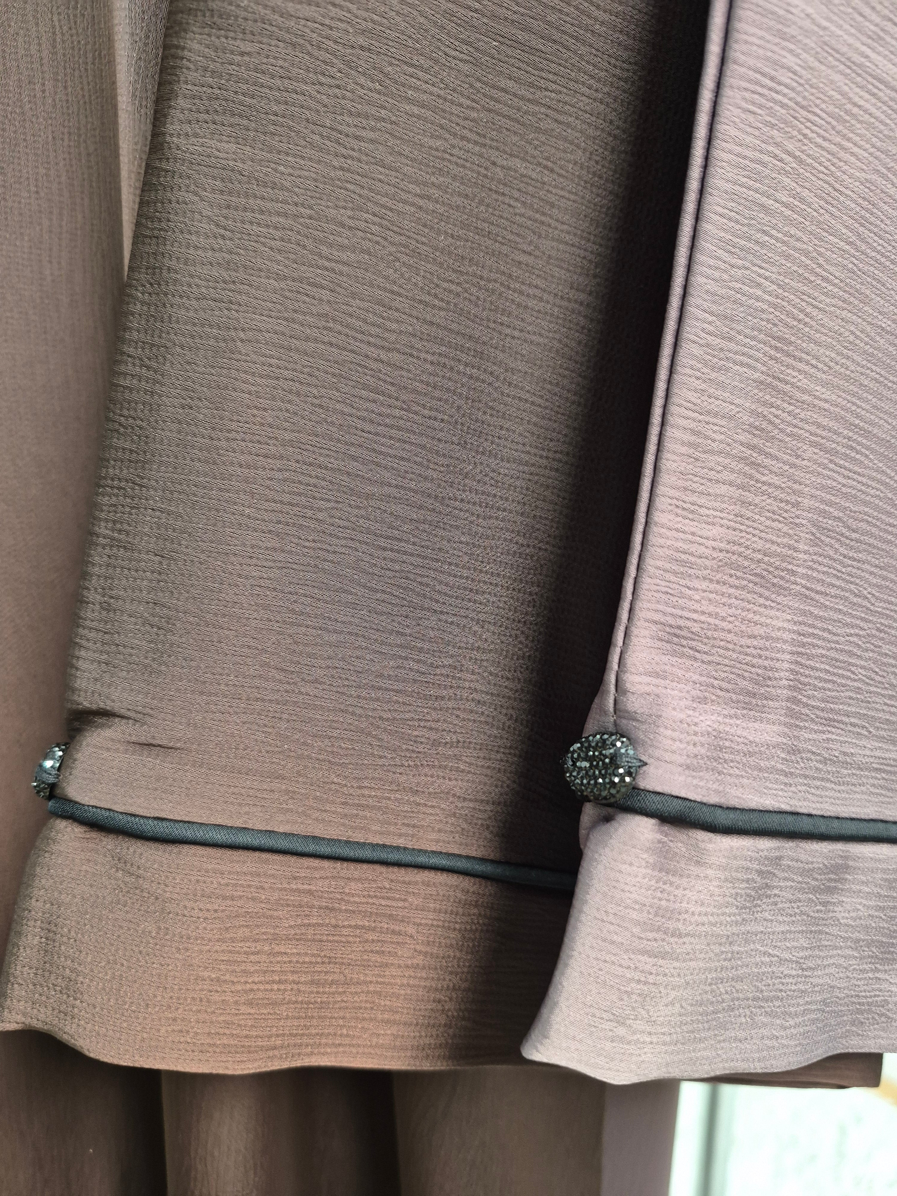 Modern Minimalist Abaya